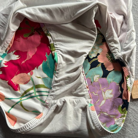 Trina Turk Swimsuit Womens 6 Blue Pink Off The Shoulder Royal Botanical Print - Picture 10 of 16